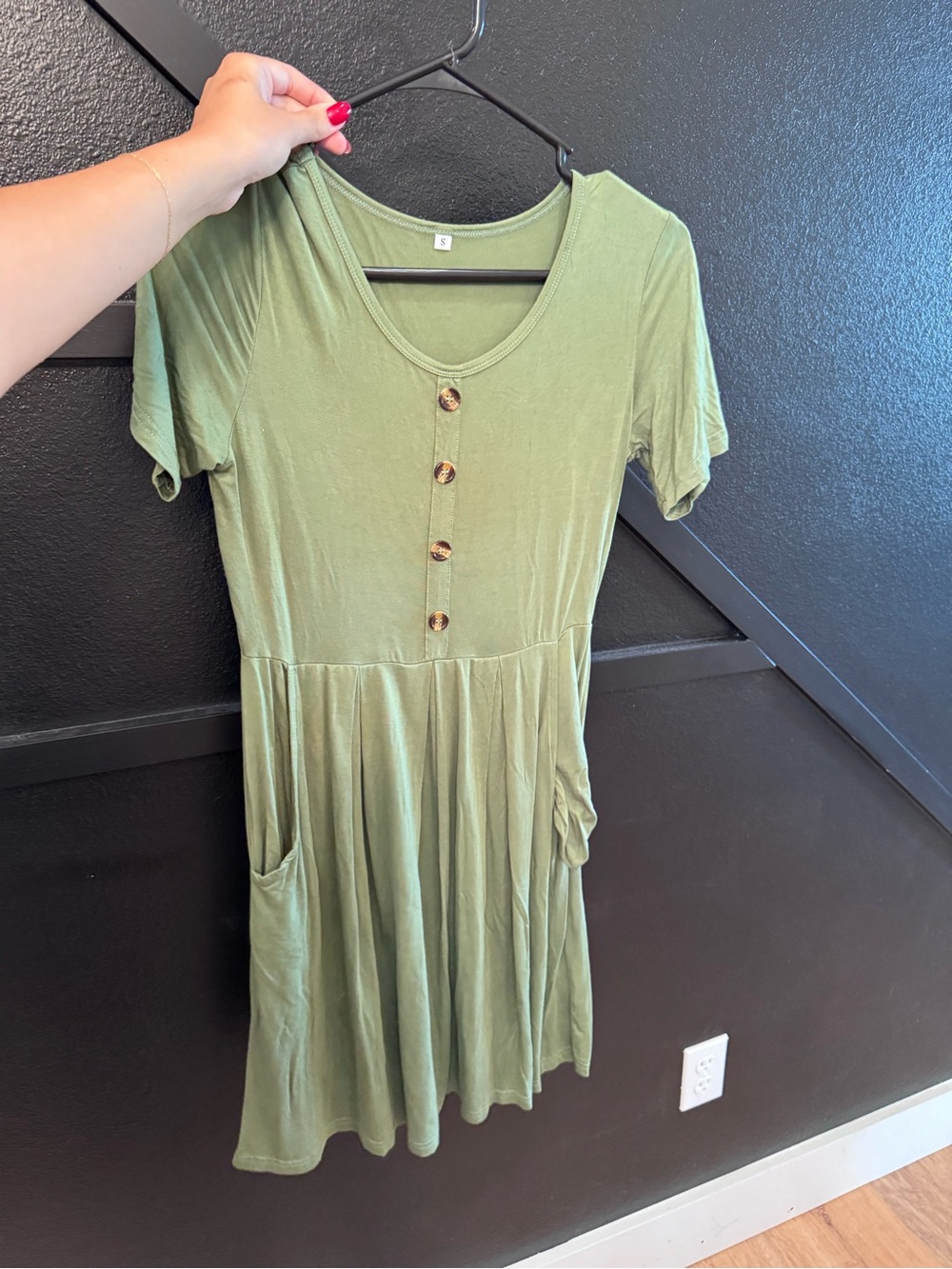 Olive Short Sleeve Button-Front Women’s Dress